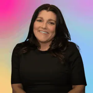 racy Heatley, award-winning marketing consultant, networking specialist, and CIM Certified AI Marketing Specialist, smiling in a professional head-and-shoulders portrait for the Better Marketing Podcast and Better Marketing With Tracy Heatley brand.